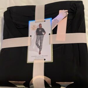 Victoria’s Secret Tee-Jamas